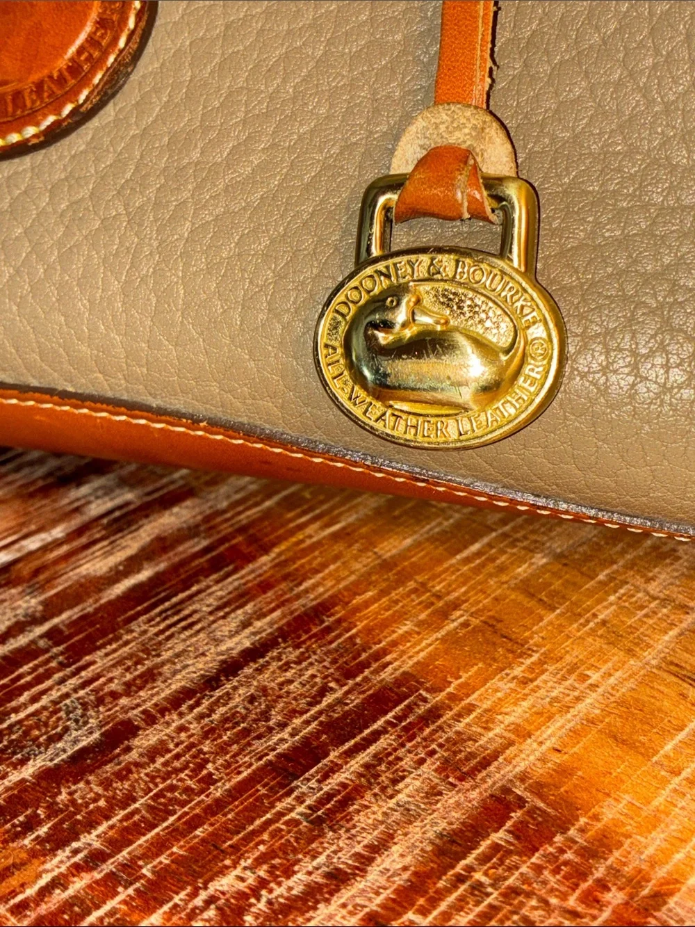 Dooney Bourke Satchel 2-Tone Pebble Leather, Tan/Taupe all weather bag, VTG EUC